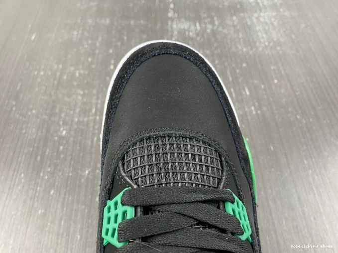 DR5415-030 Retro Jordan 4 SB 0712